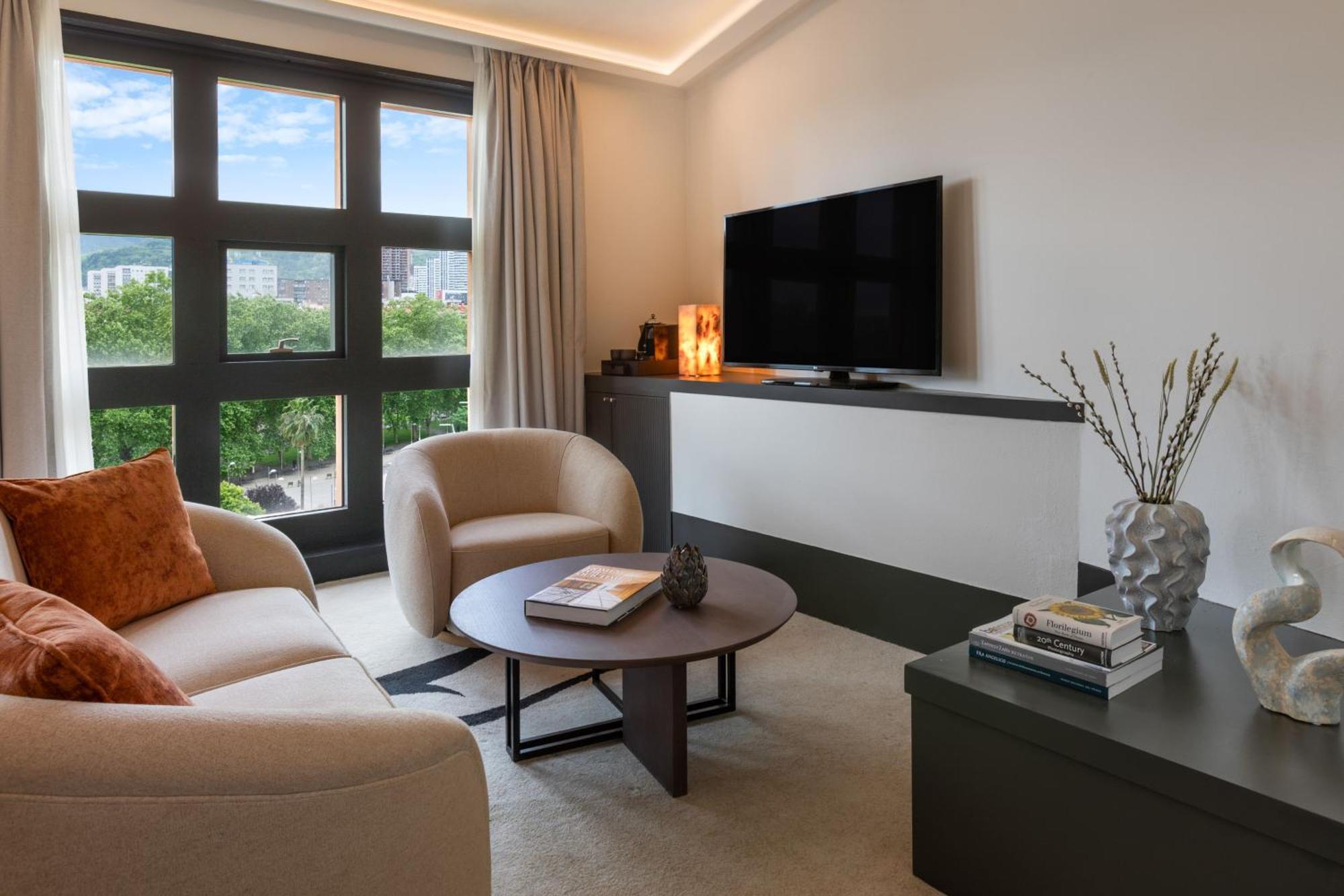 Junior Suite The Level