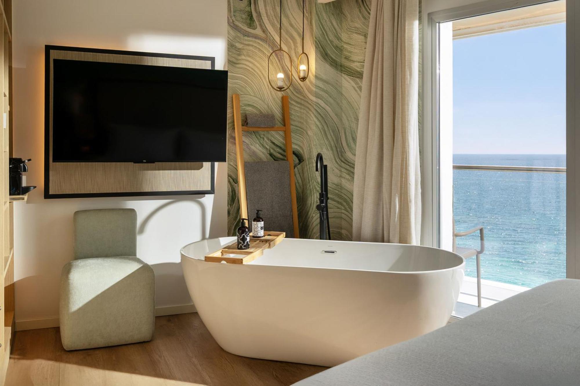 The Loft Connecting Room Sea View