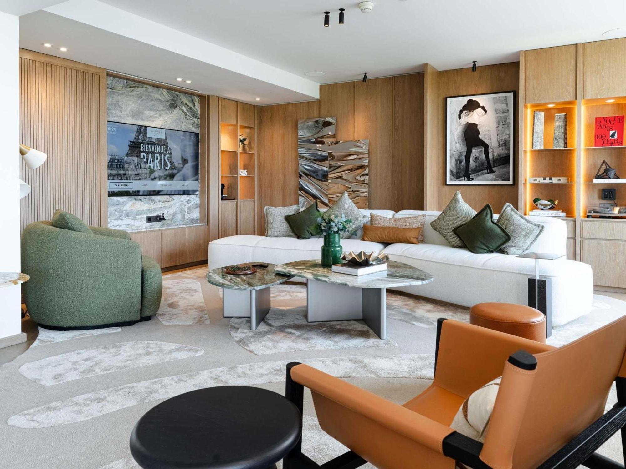 Signature Suite