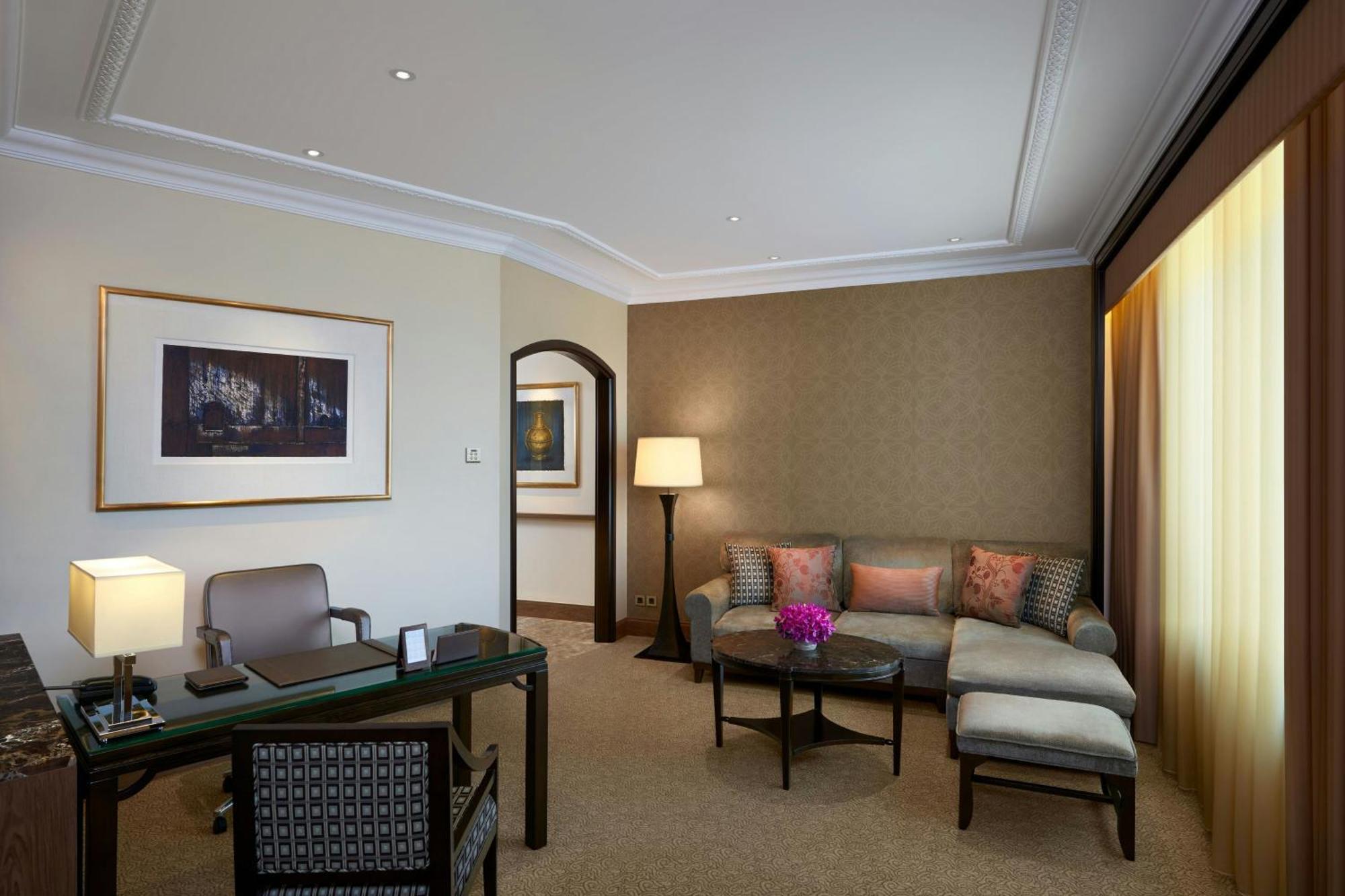 Luxury Suite