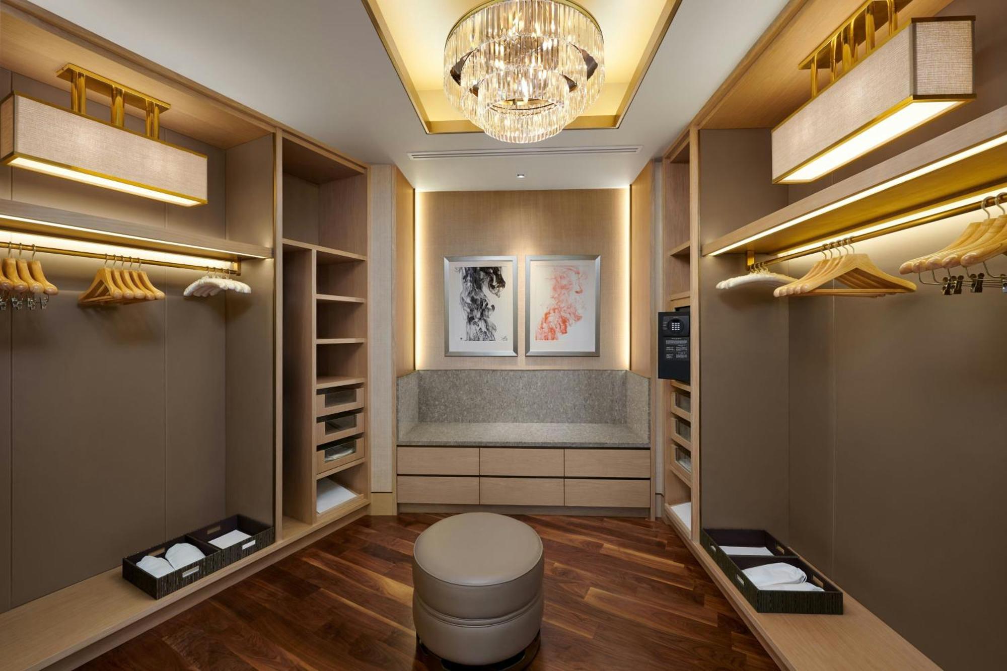 Royal Suite