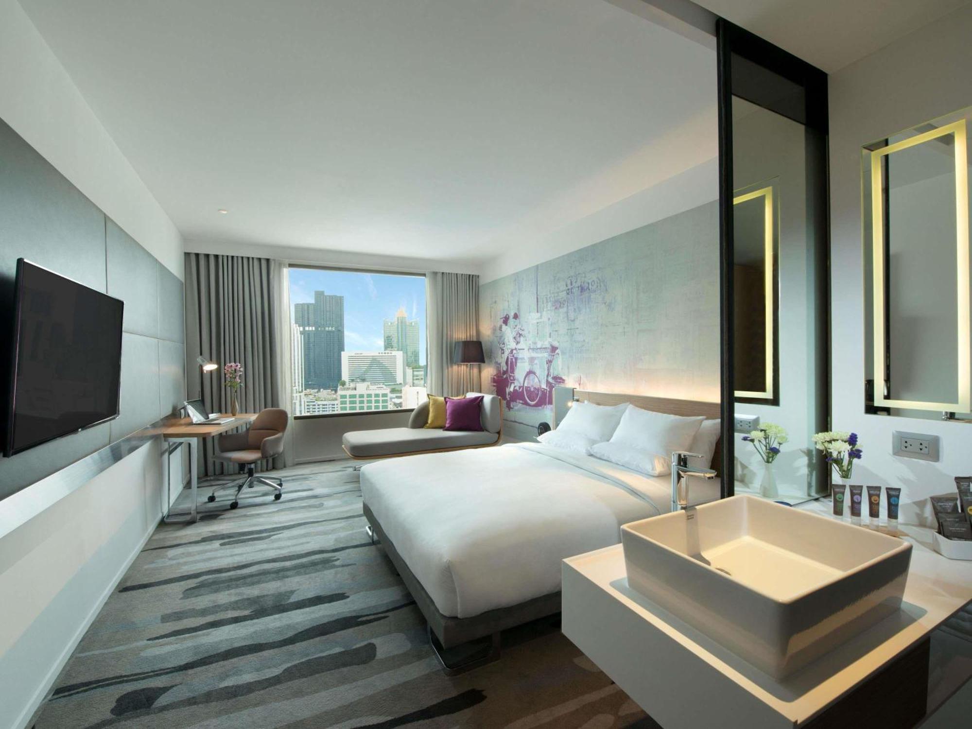 Grand Deluxe King Room