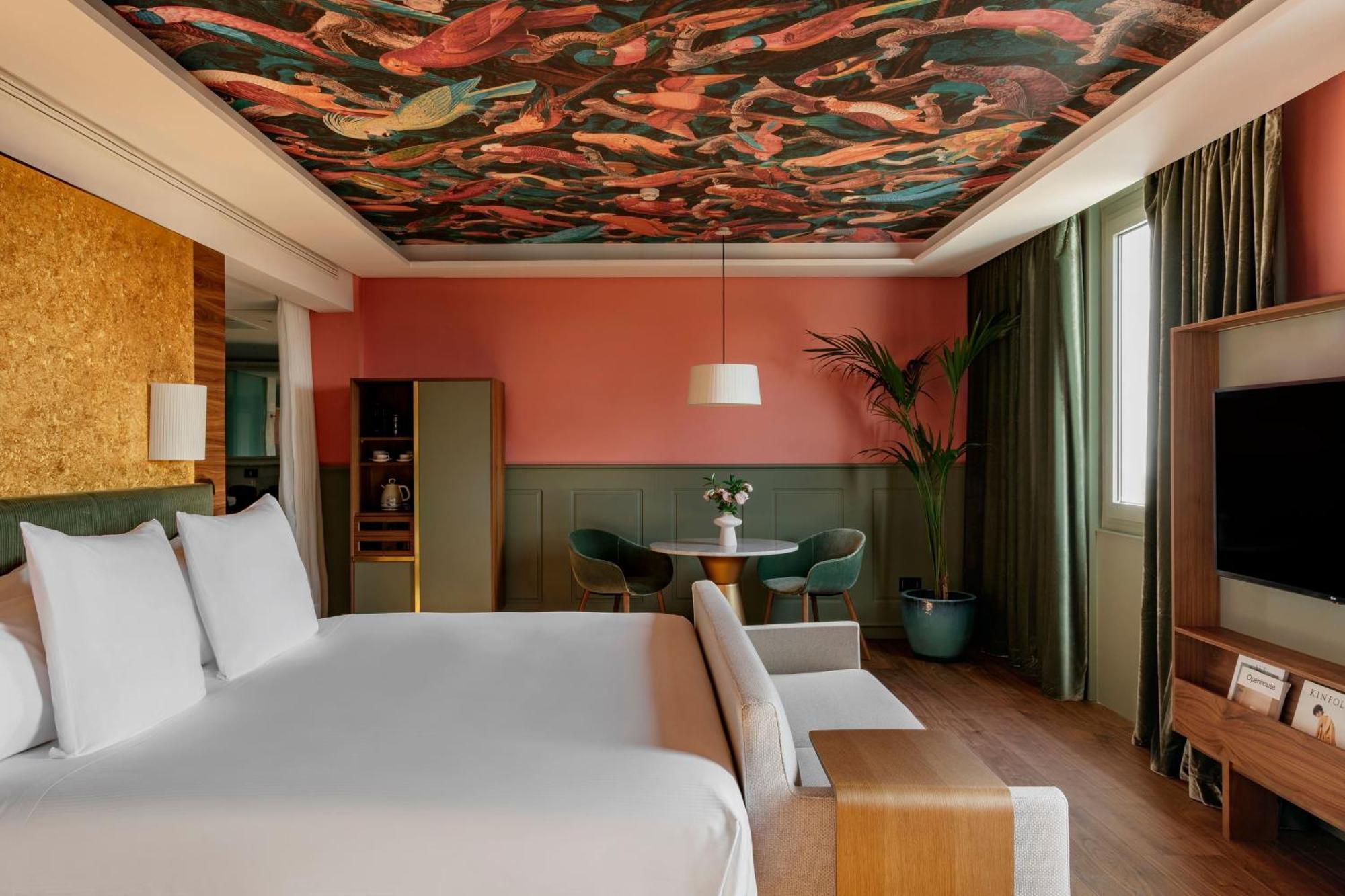 Junior Suite RedLevel met Uitzicht op de Kathedraal