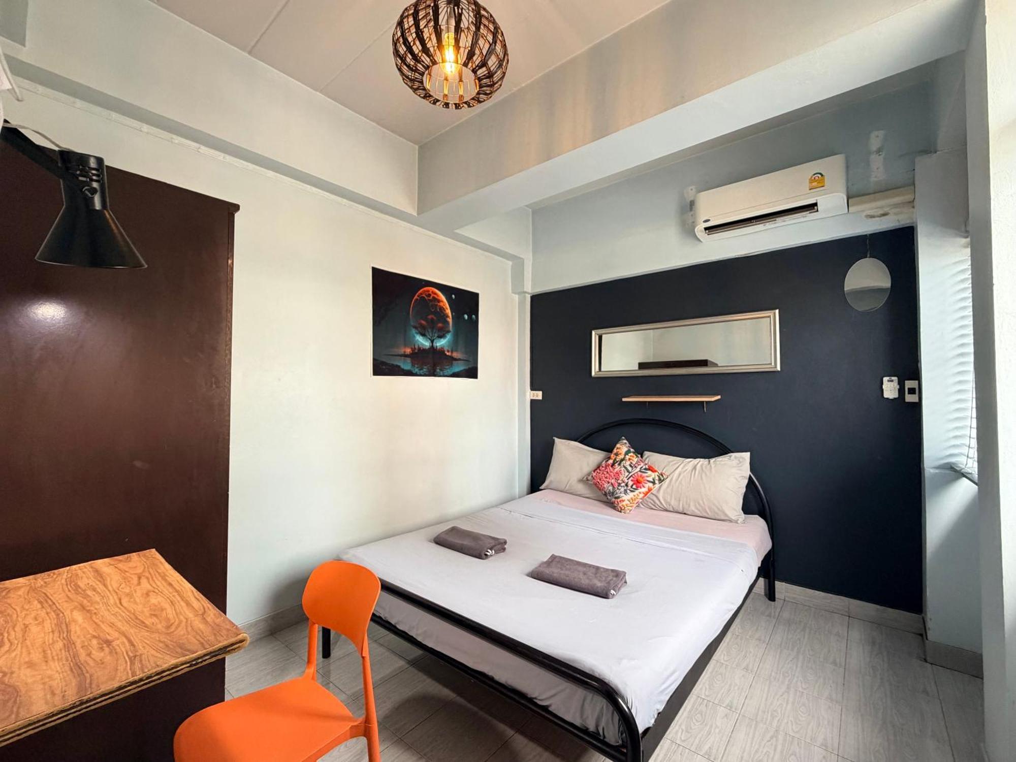 Budget Double Room City View