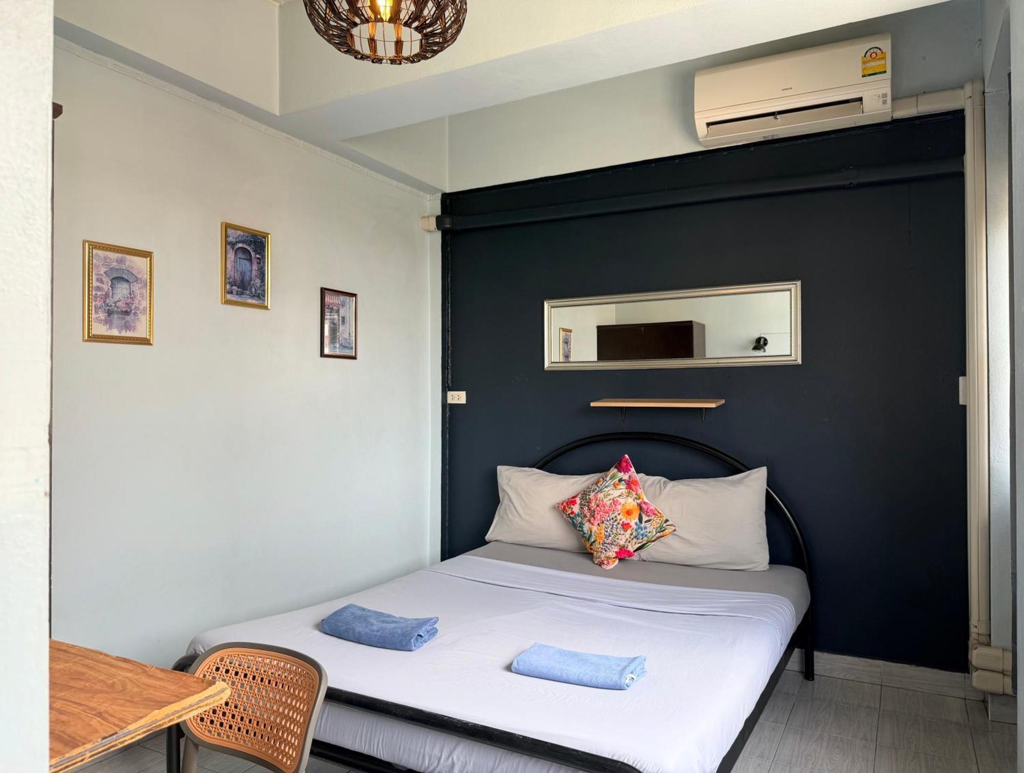 Budget Double Room City View