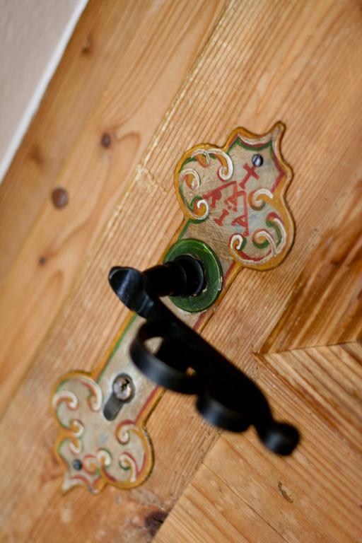 Tweepersoonskamer met Gedeelde Badkamer