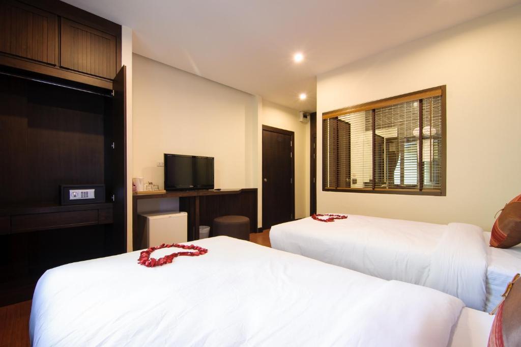 Standard Twin Room