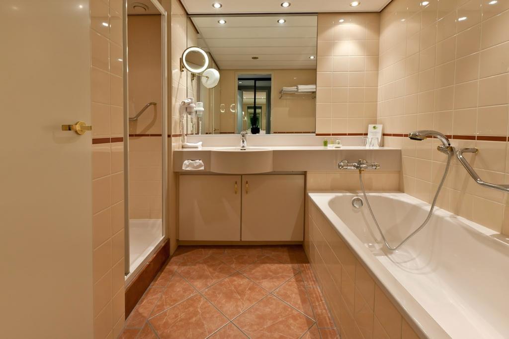 Deluxe Tweepersoonskamer met 1 of 2 Bedden en Frans Balkon