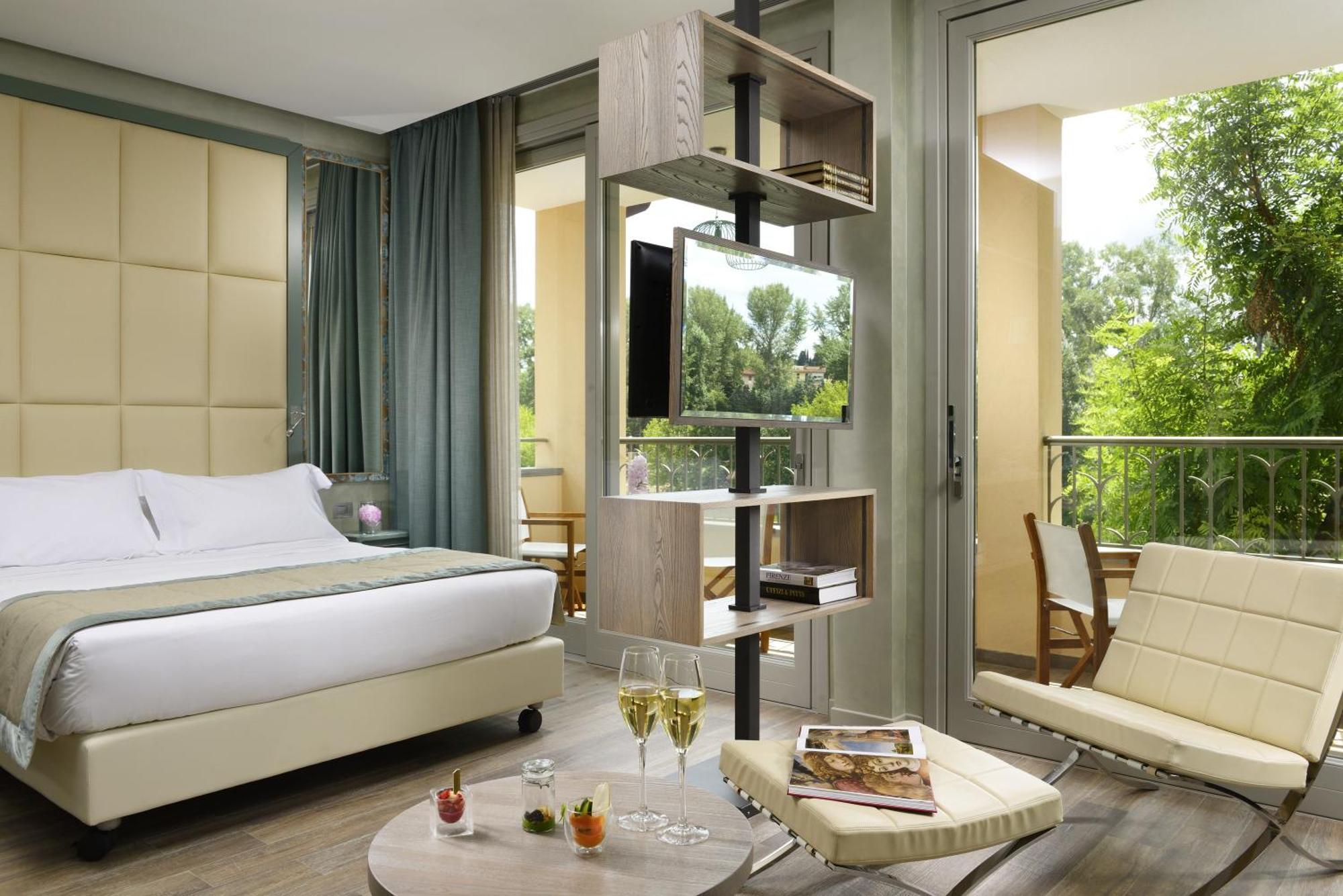 Junior Suite met Balkon en Uitzicht op de Rivier