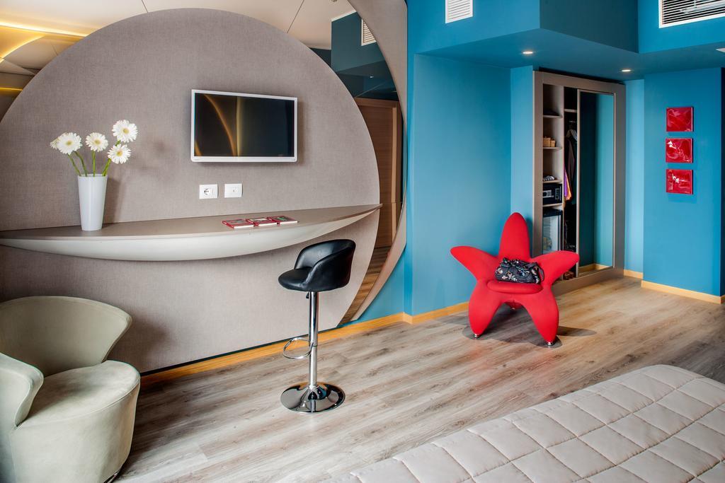 Deluxe Driepersoonskamer met Balkon
