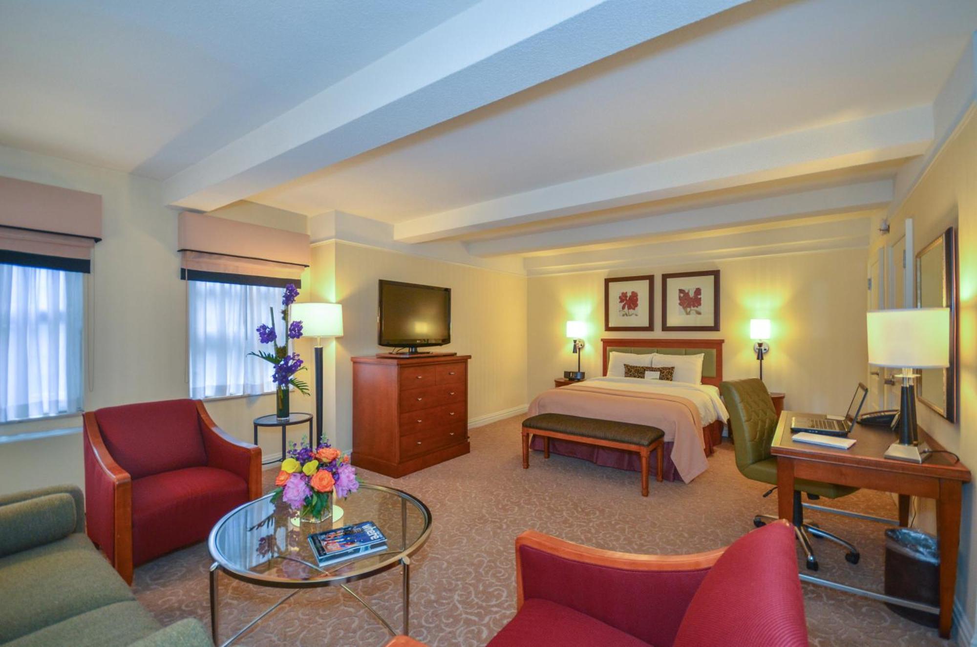 Executive Junior Suite met Queensize Bed