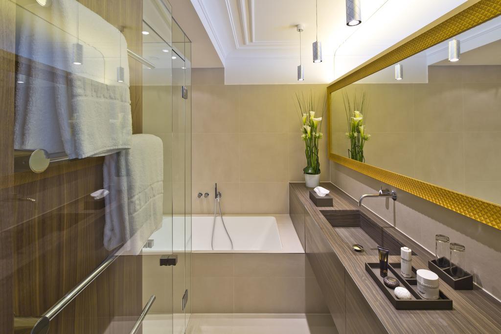 Junior Suite Stadthaus Air Conditioning Adults only