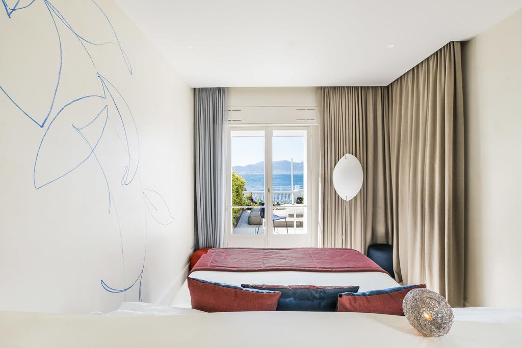 Executive Kamer met Terras en Uitzicht op Zee