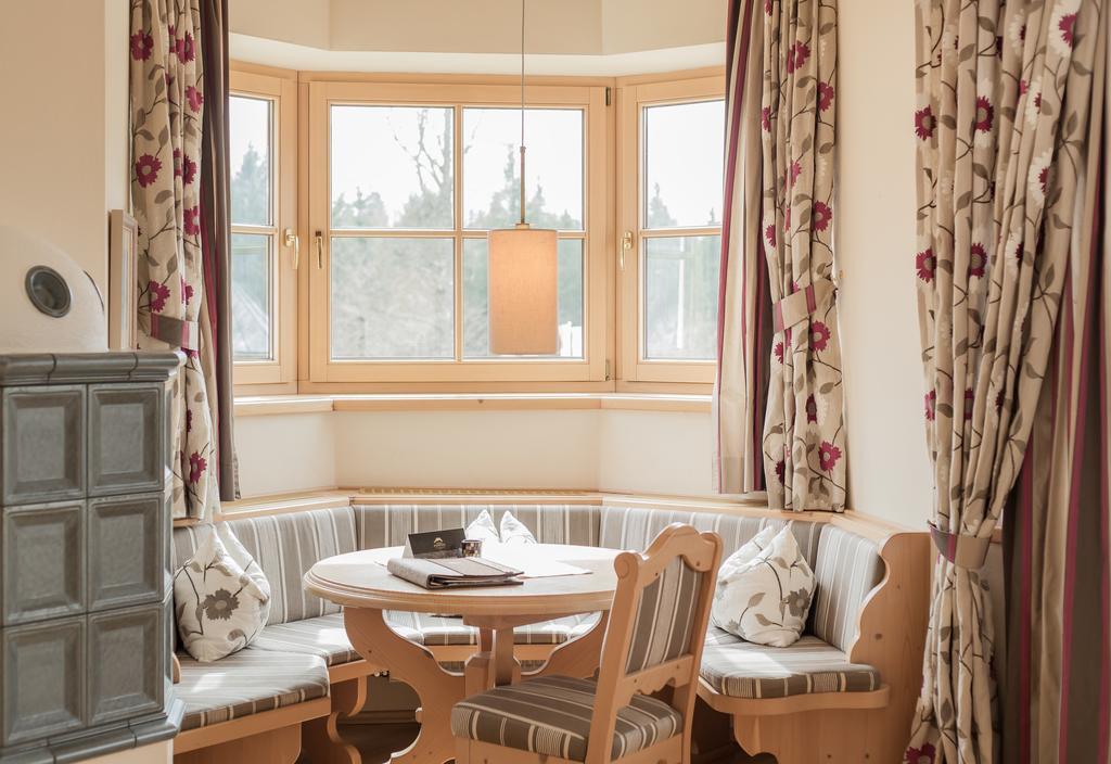 Standard Junior Suite Balcony Annex