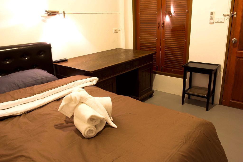 Deluxe Single Room
