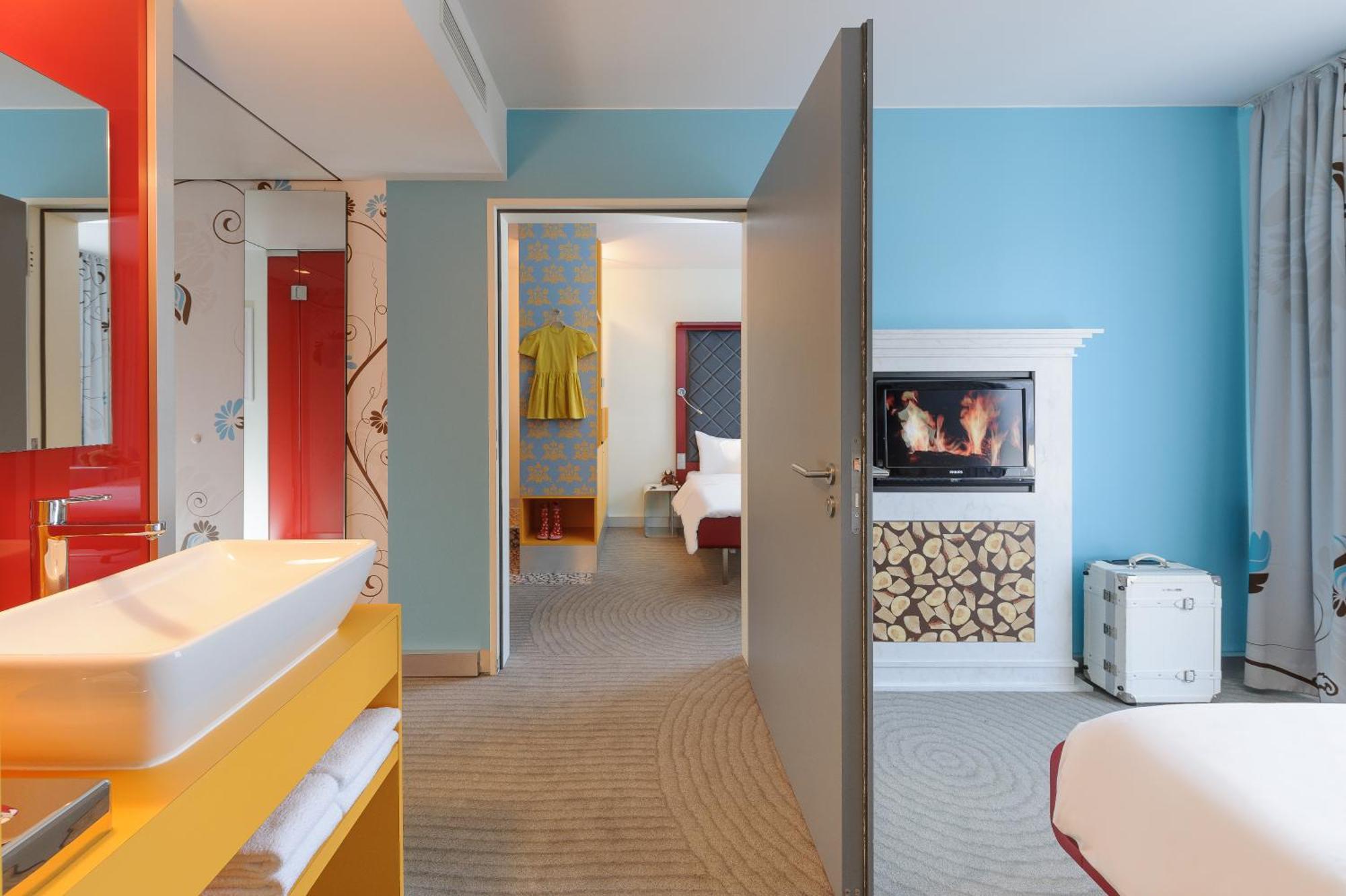 Familiesuite - 2 Onderling Verbonden Kamers