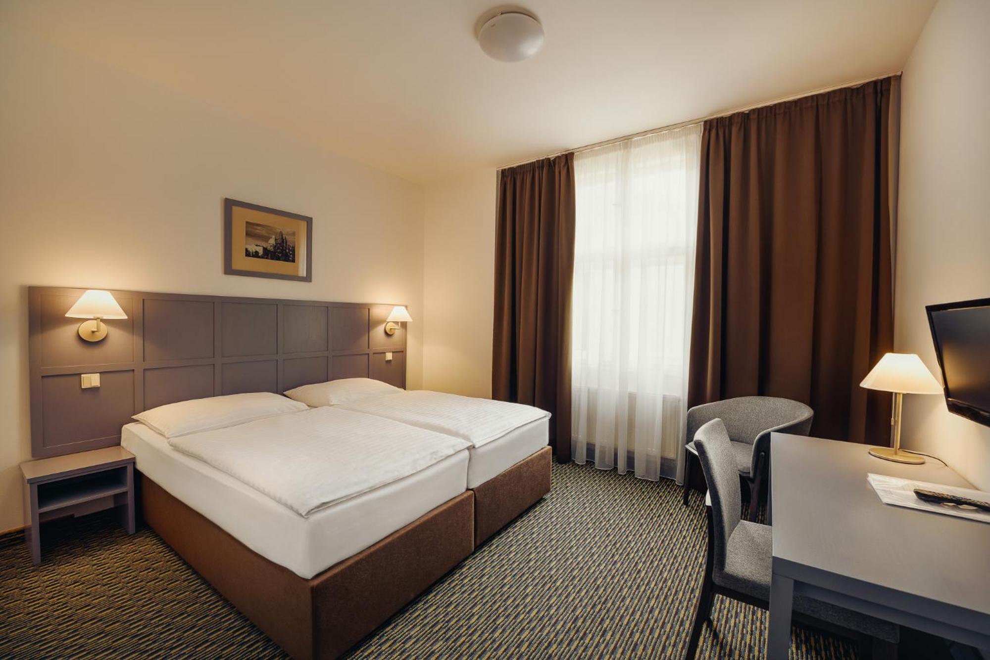 Superior Double Room,702792769:JPEG