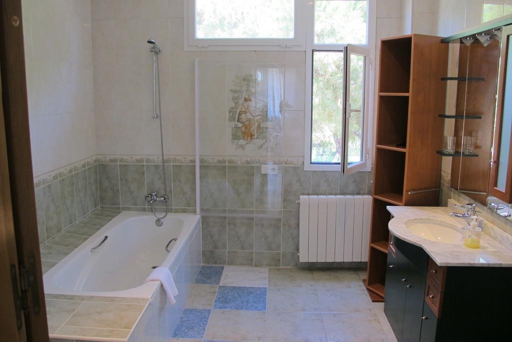 Double Room Bath