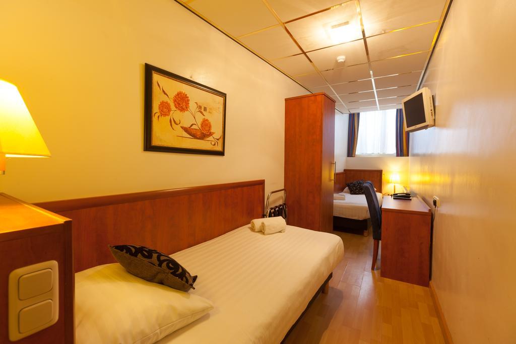 Standaard Kamer met 2 Bedden