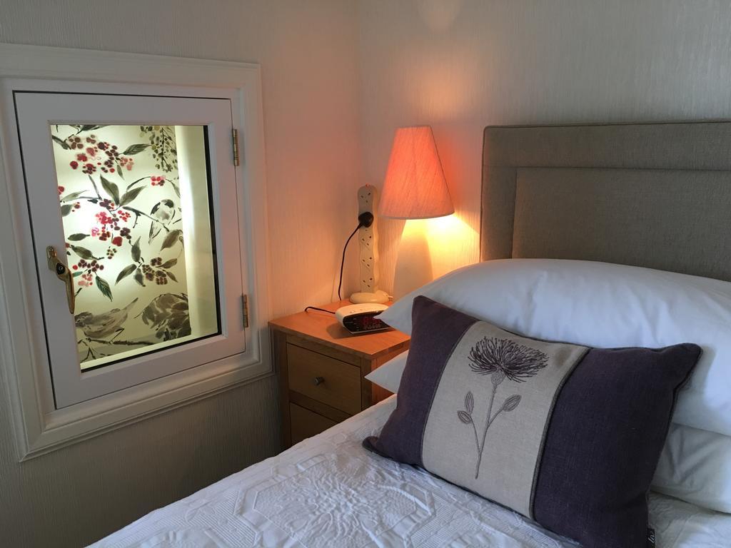Double Room Private Bathroom