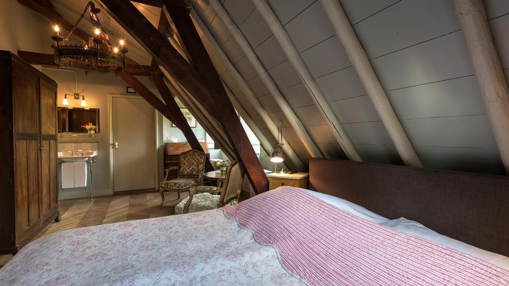 Standaard Tweepersoonskamer met 1 of 2 Bedden en Uitzicht op de Tuin