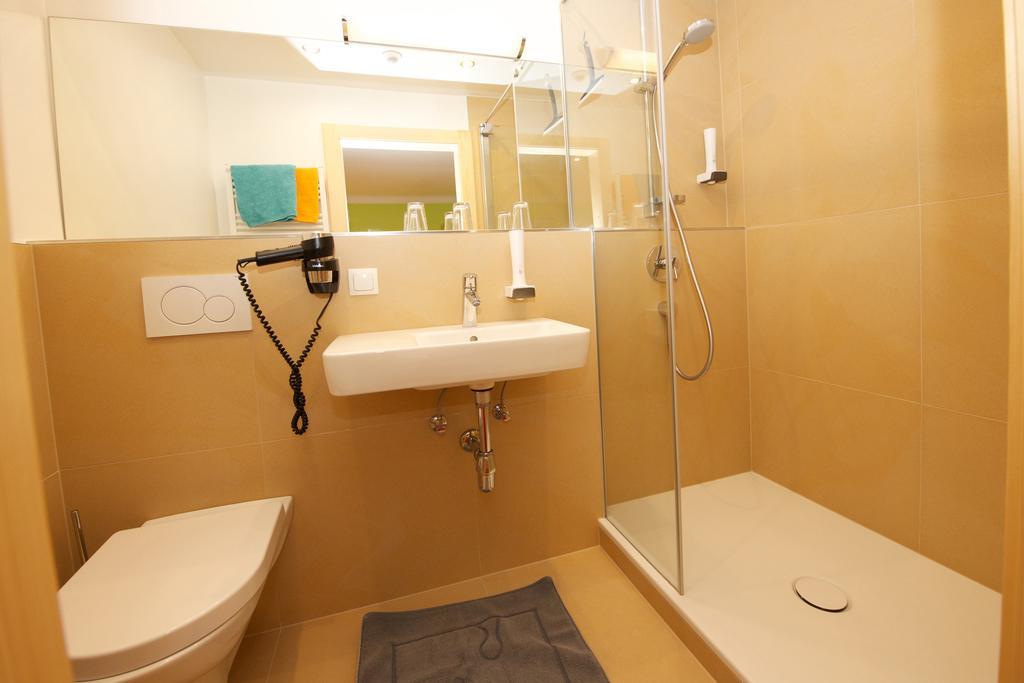Triple Room Shower Toilet Balcony