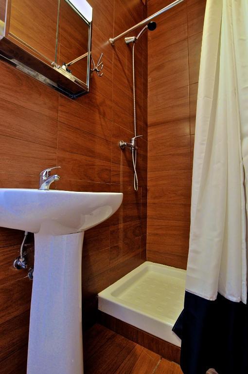 Budget Tweepersoonskamer met Gedeeld Toilet