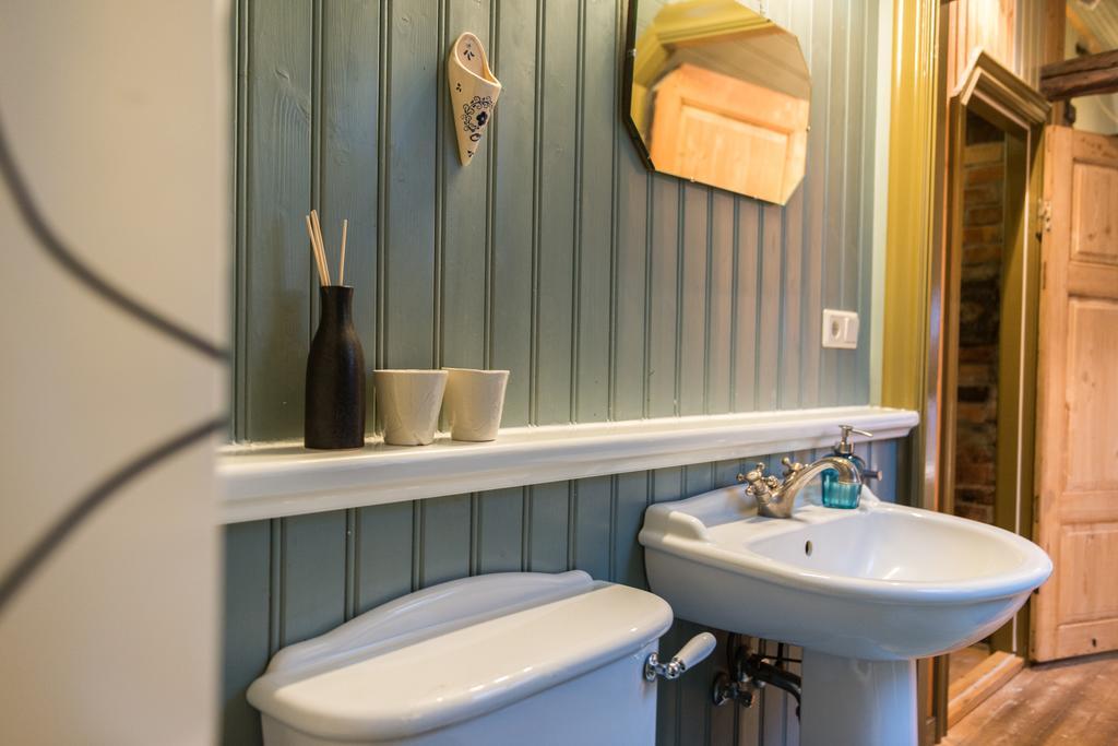 Double Room Private Bathroom