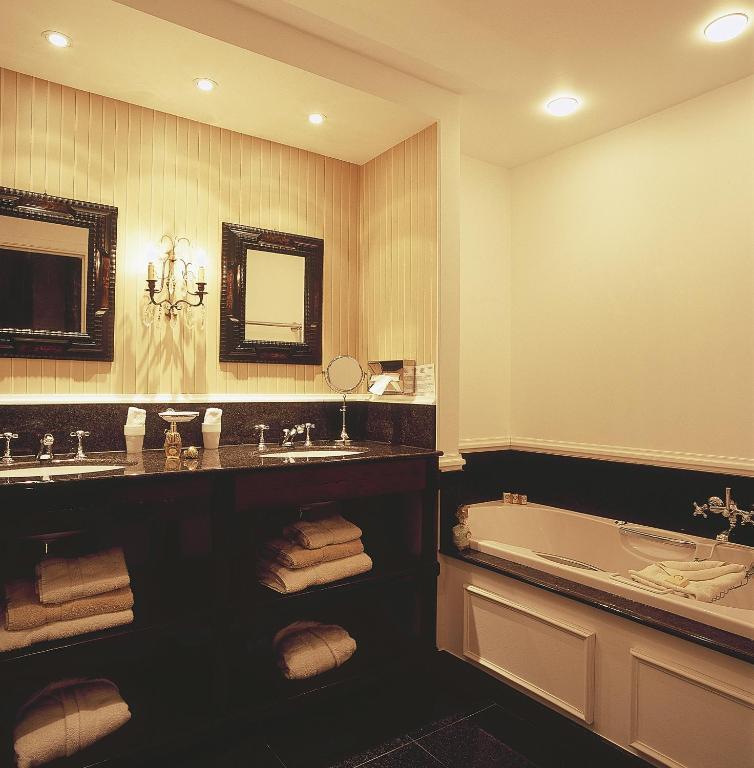 Superior Suite