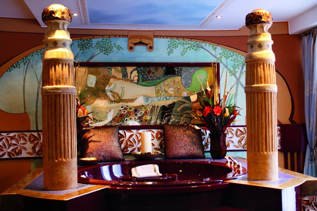 Suite Hot Tub