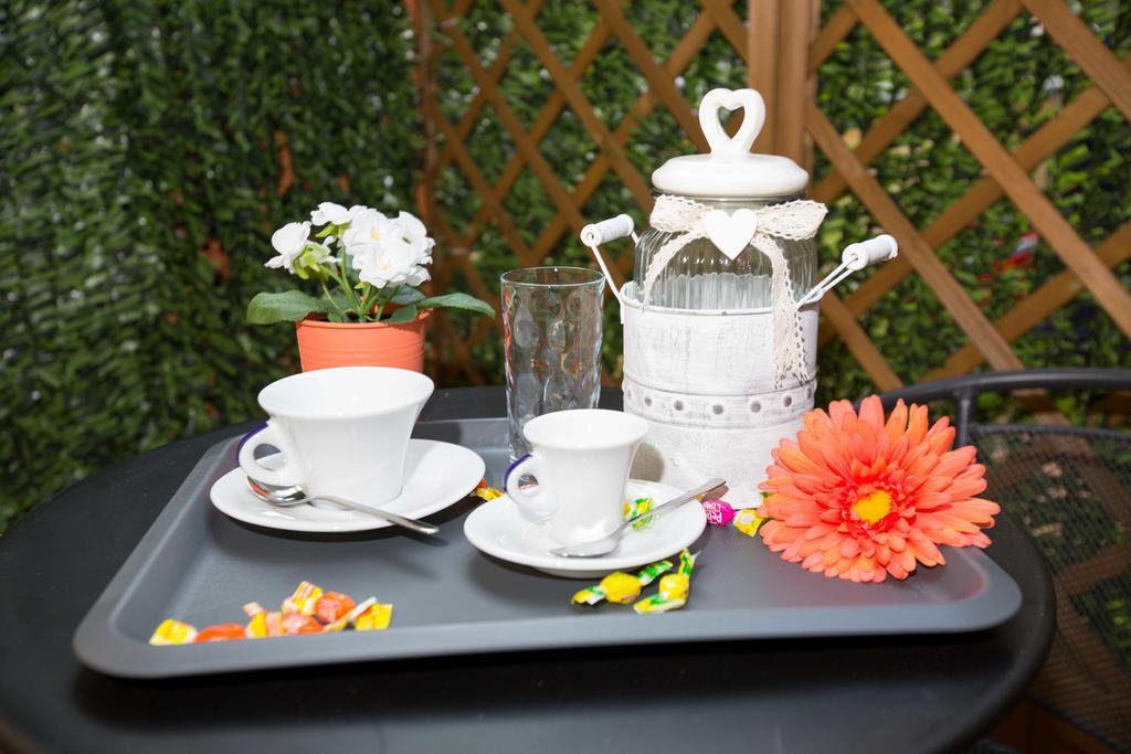 Tweepersoonskamer met Terras