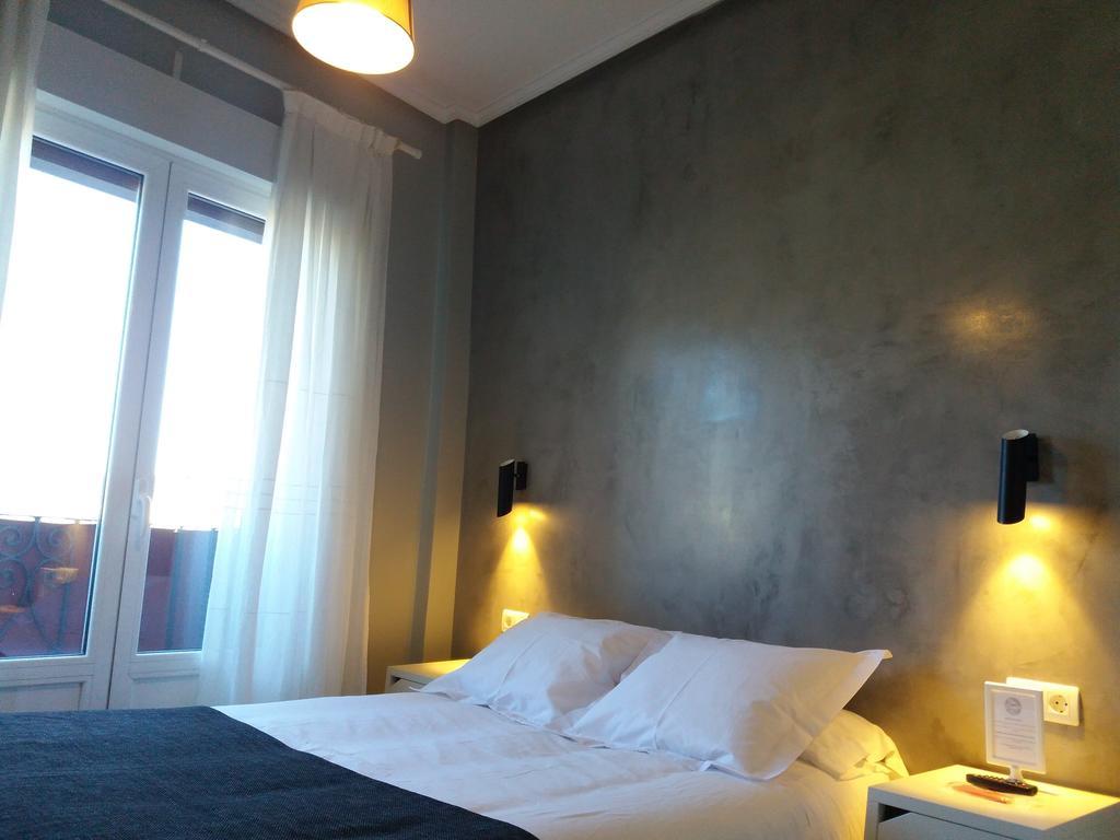 Twin Room Private Bathroom