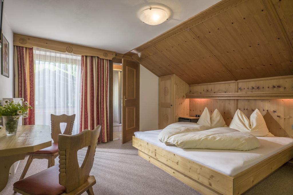 Double Room Mountain View