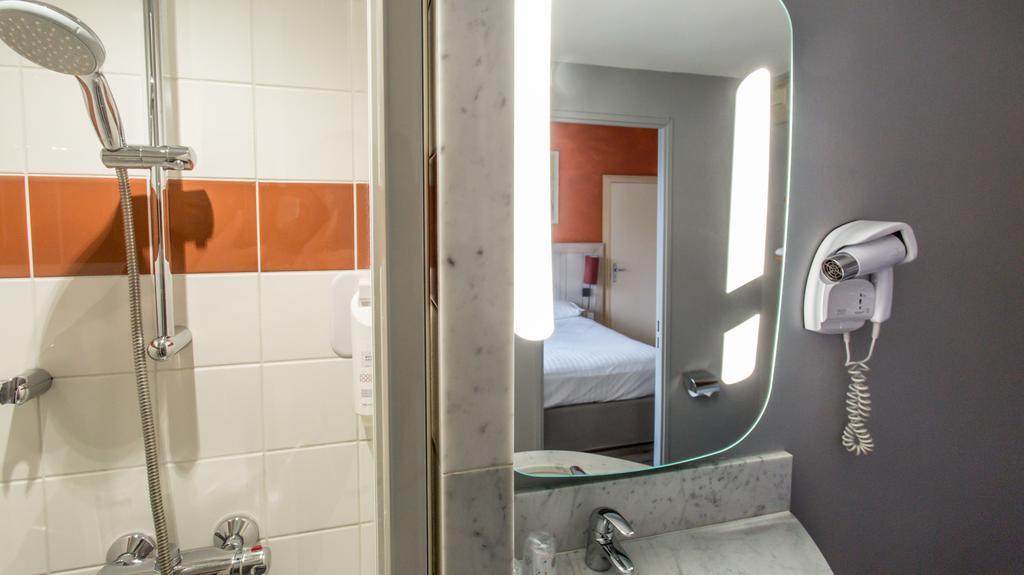 Tweepersoonskamer met 2 Aparte Bedden