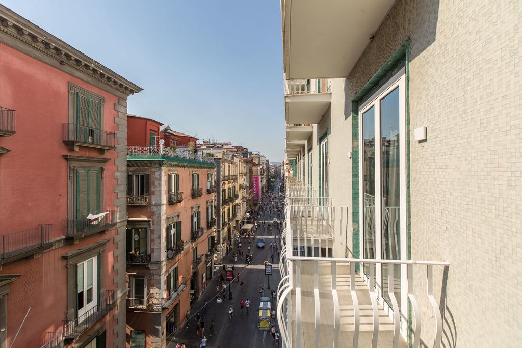 Deluxe Driepersoonskamer met Balkon