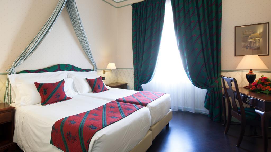 Deluxe Tweepersoonskamer met 2 Aparte Bedden