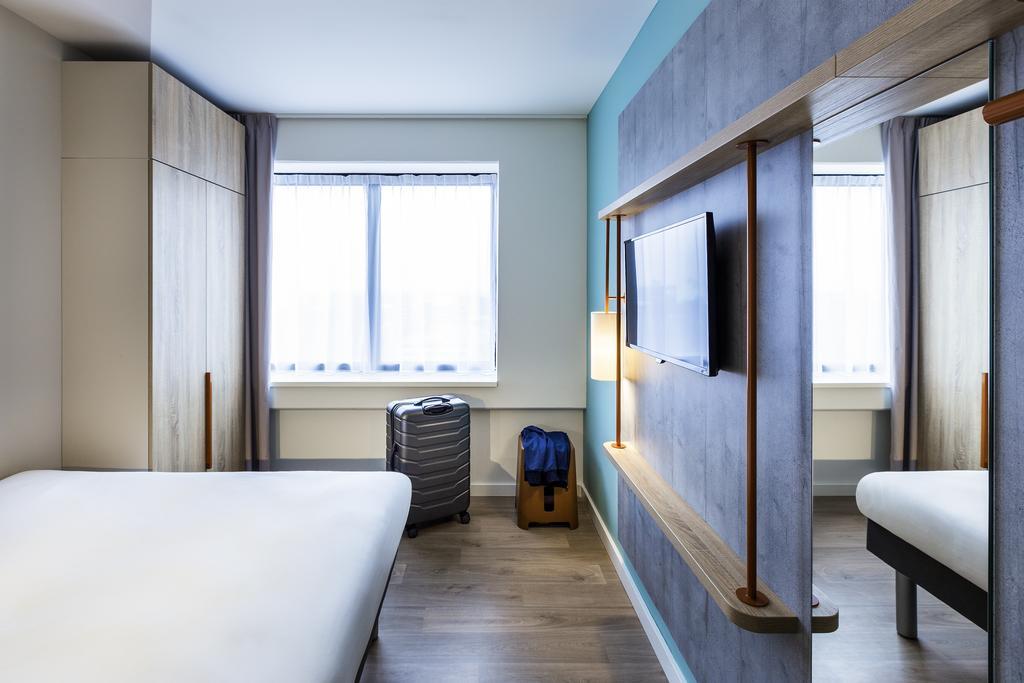 Room Two Single One Fold-Down Bed