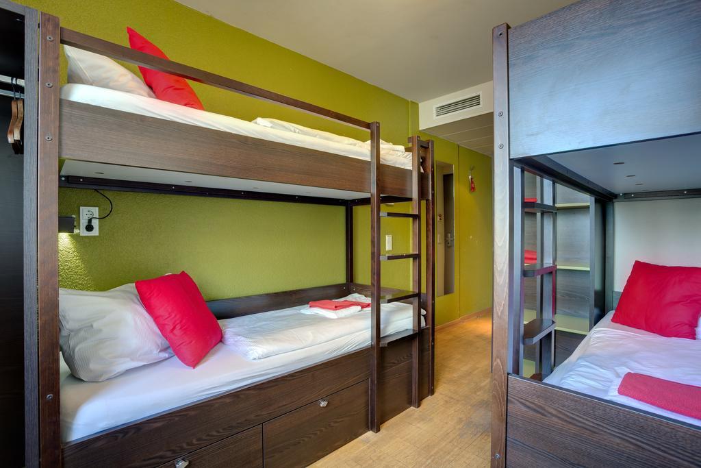 Bed in Gemengde Slaapzaal met 4 Bedden