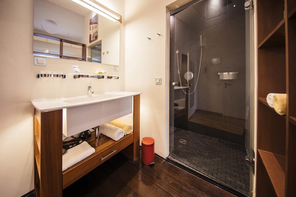 Design Double Room
