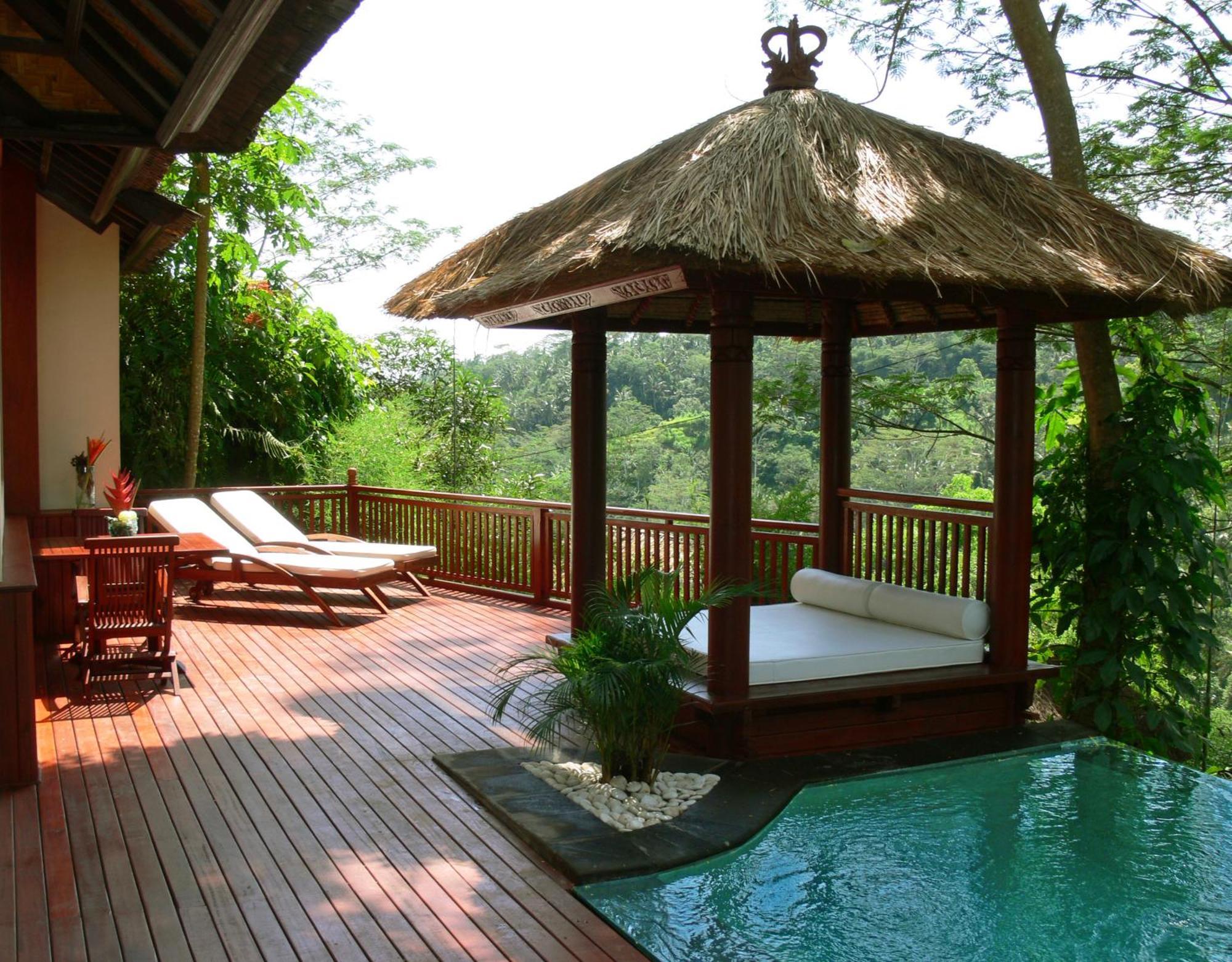Family Pool Villa Rafting