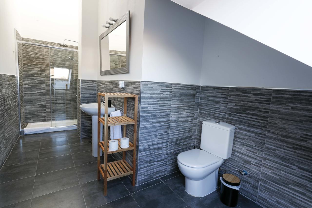 Double Room Bath