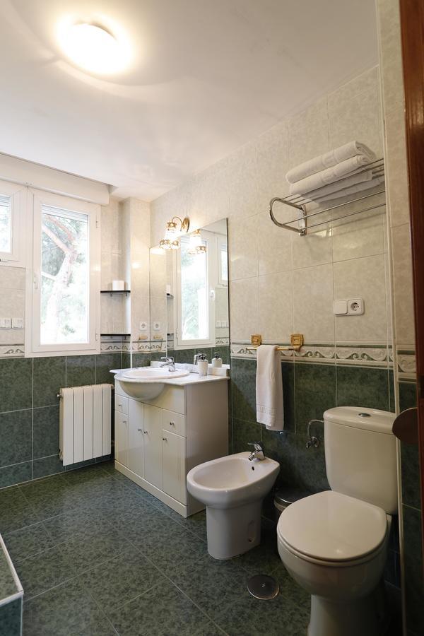Double Room Bath