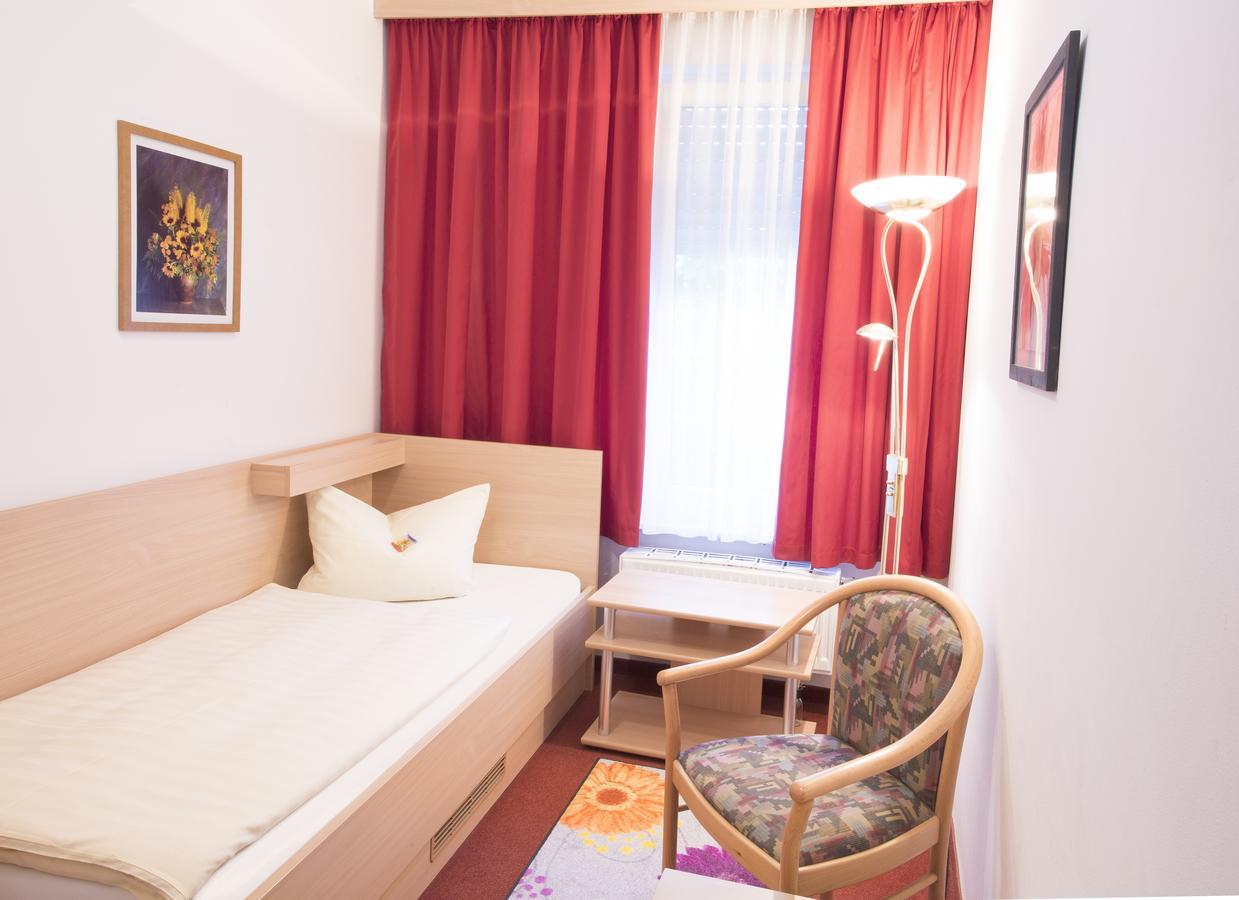 Eenpersoonskamer met Badkamer