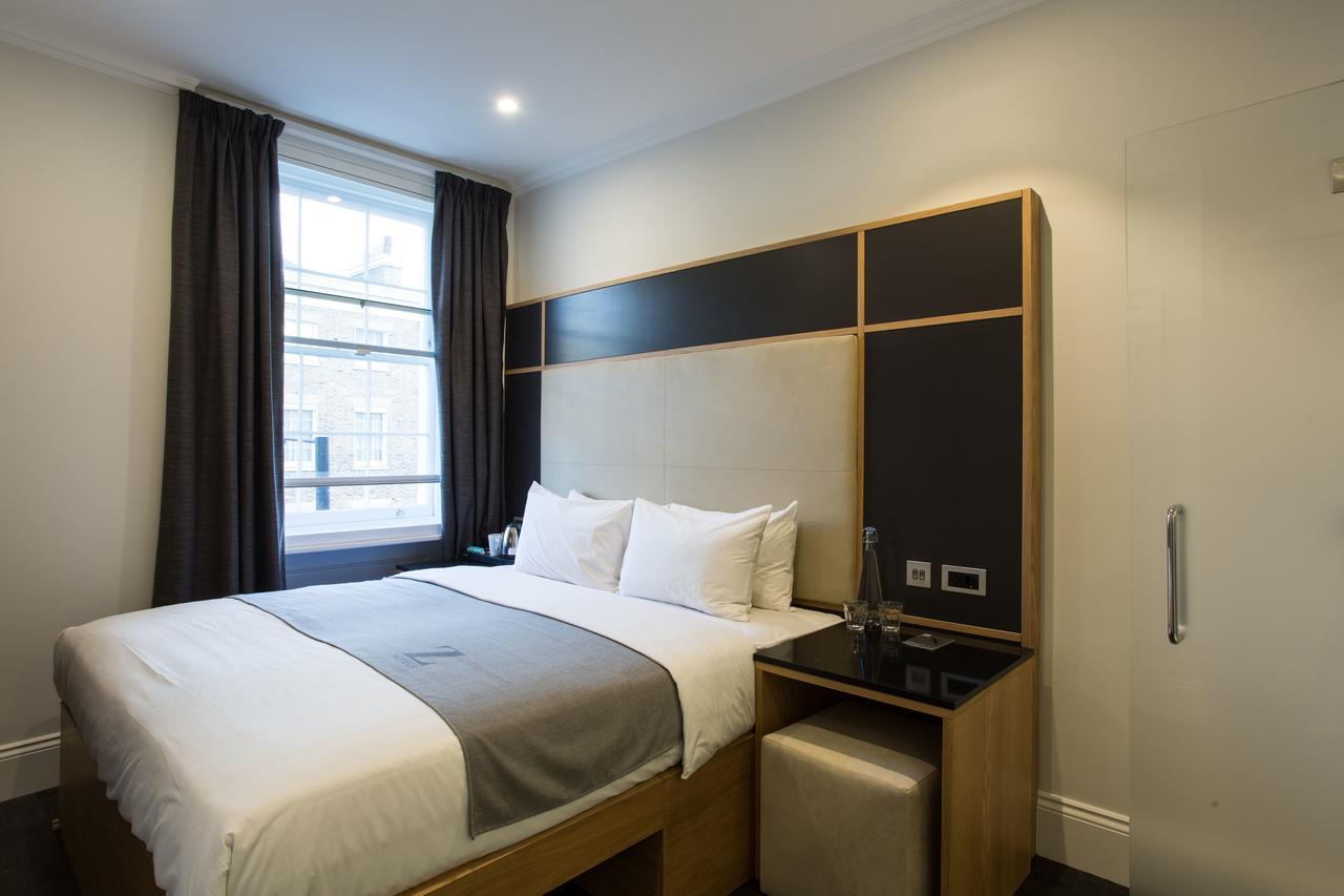 Kamer met Queensize Bed