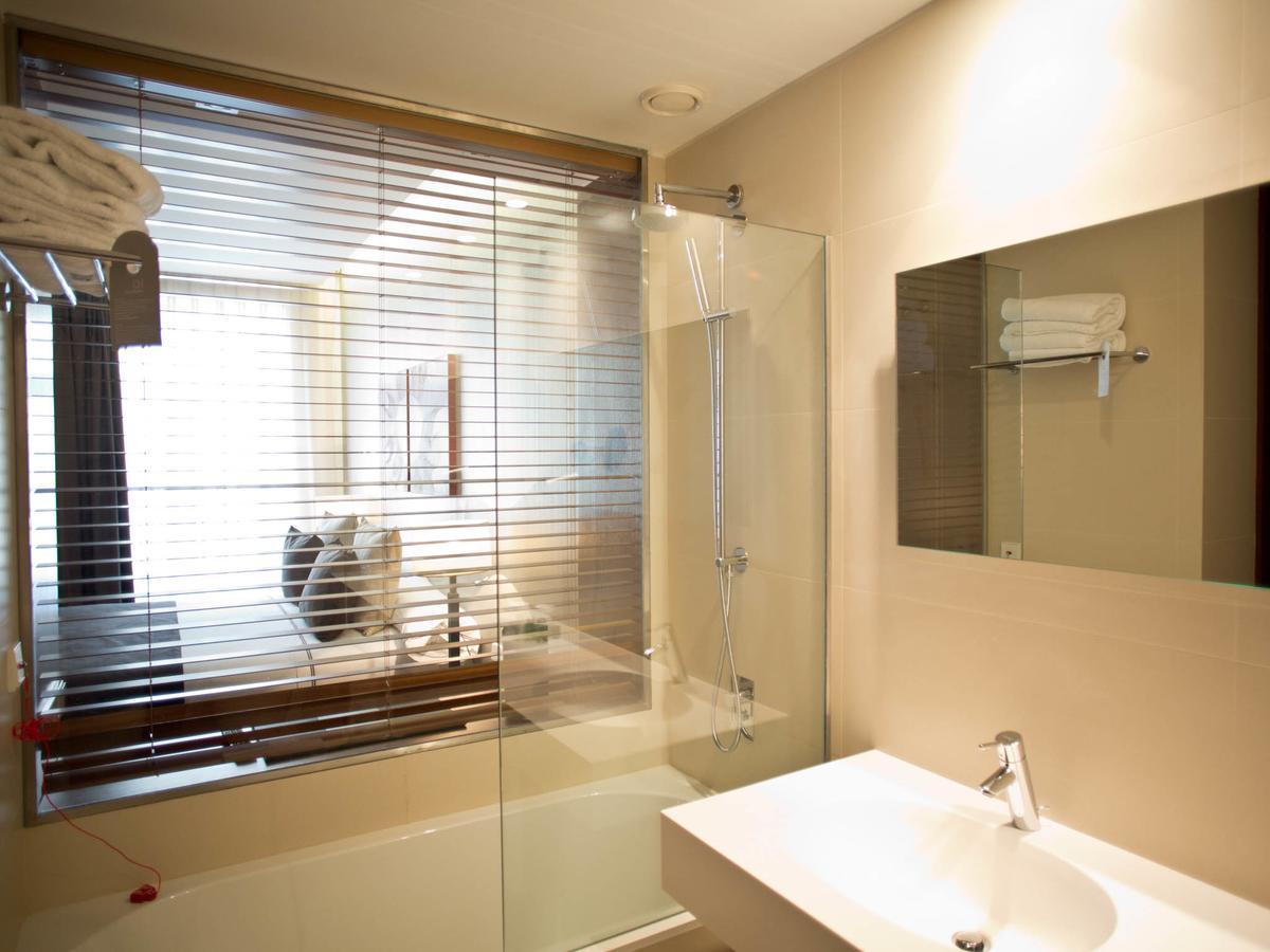 Basic Double or Twin Room with River View