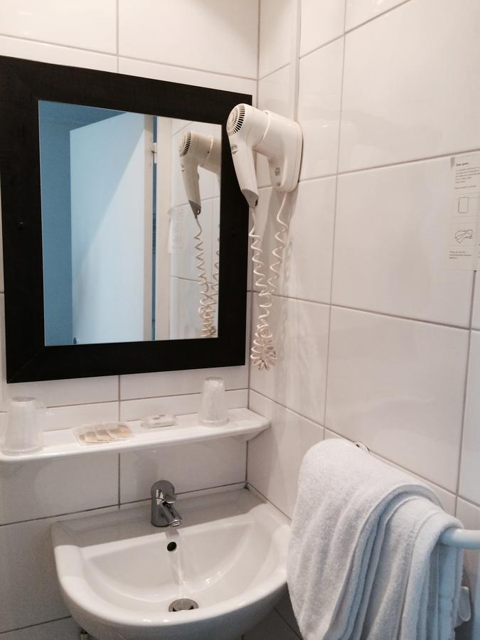 Tweepersoonskamer met 2 Aparte Bedden