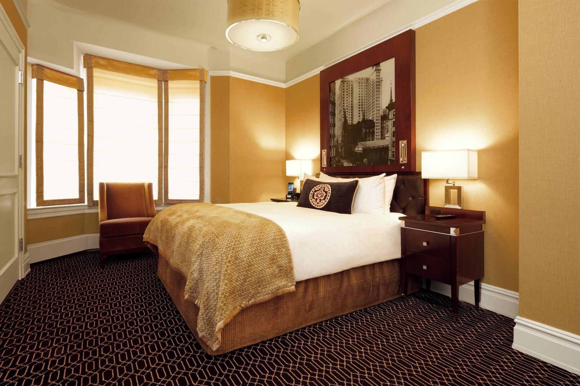 Kamer met Queensize Bed