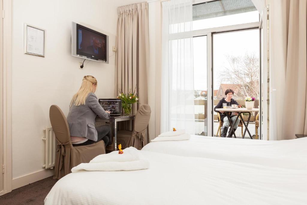 Twin Room Balcony,57776812:JPEG