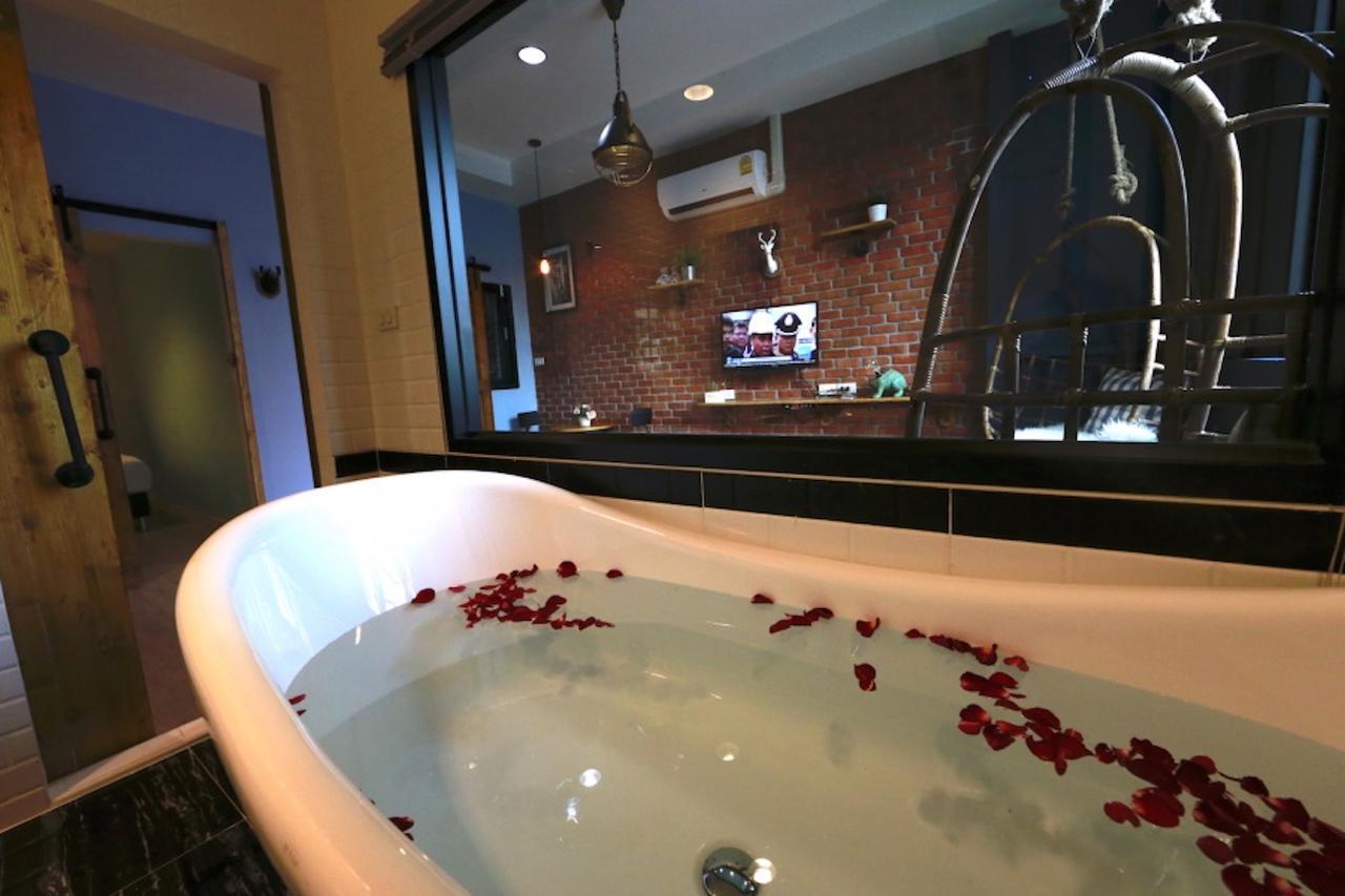 Two Bedroom Suite Bathtub