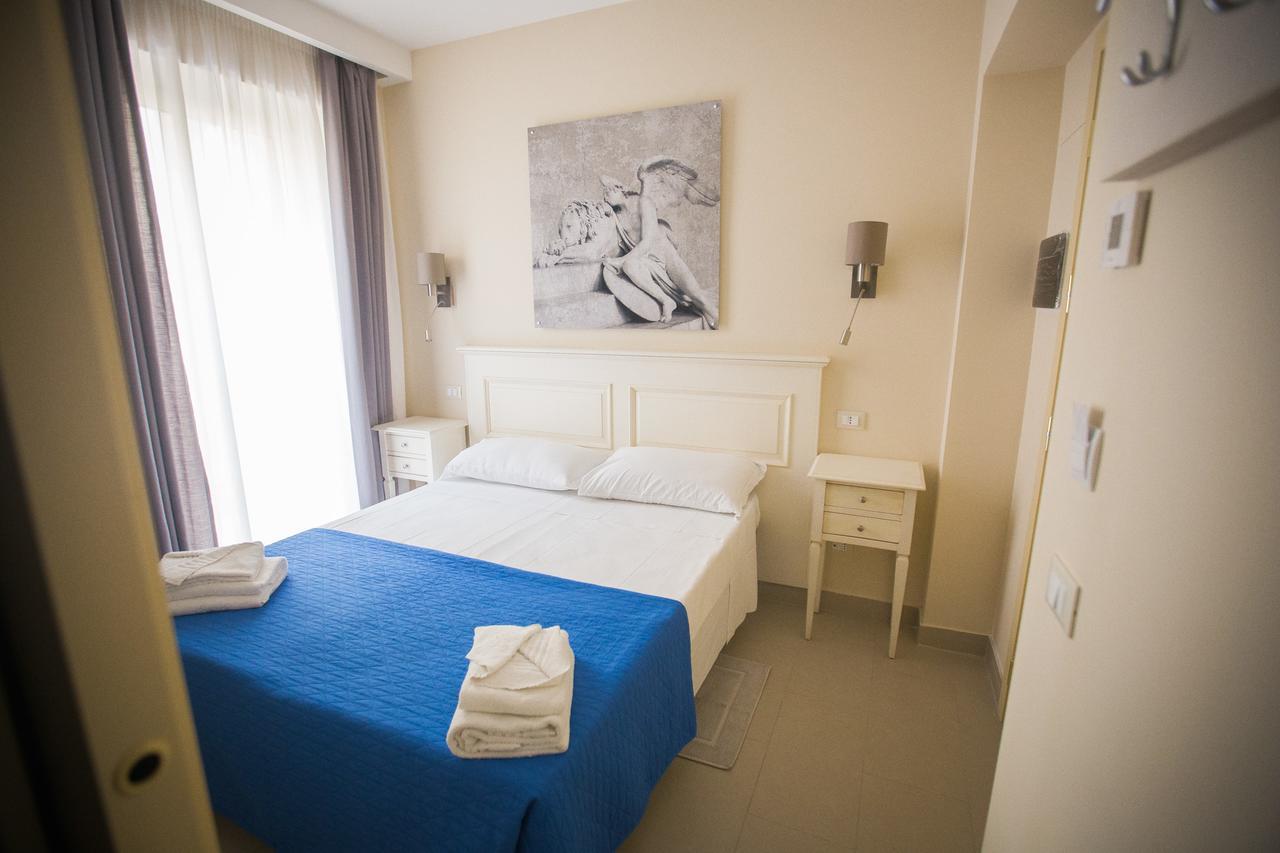 Tweepersoonskamer met 1 tweepersoonsbed of 2 aparte bedden - Apart gebouw